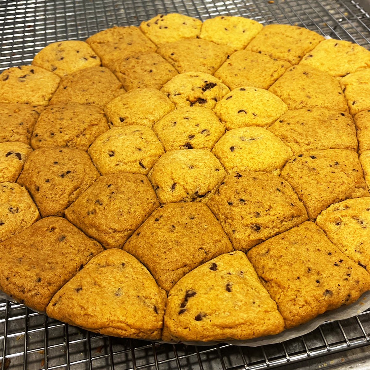 Pull-Apart Cookie Cake